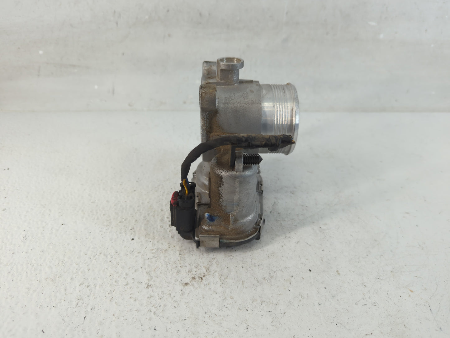 2023 Ford Escape Throttle Body P/N:P2GE-9F991-AC Fits OEM Used Auto Parts - Oemusedautoparts1.com
