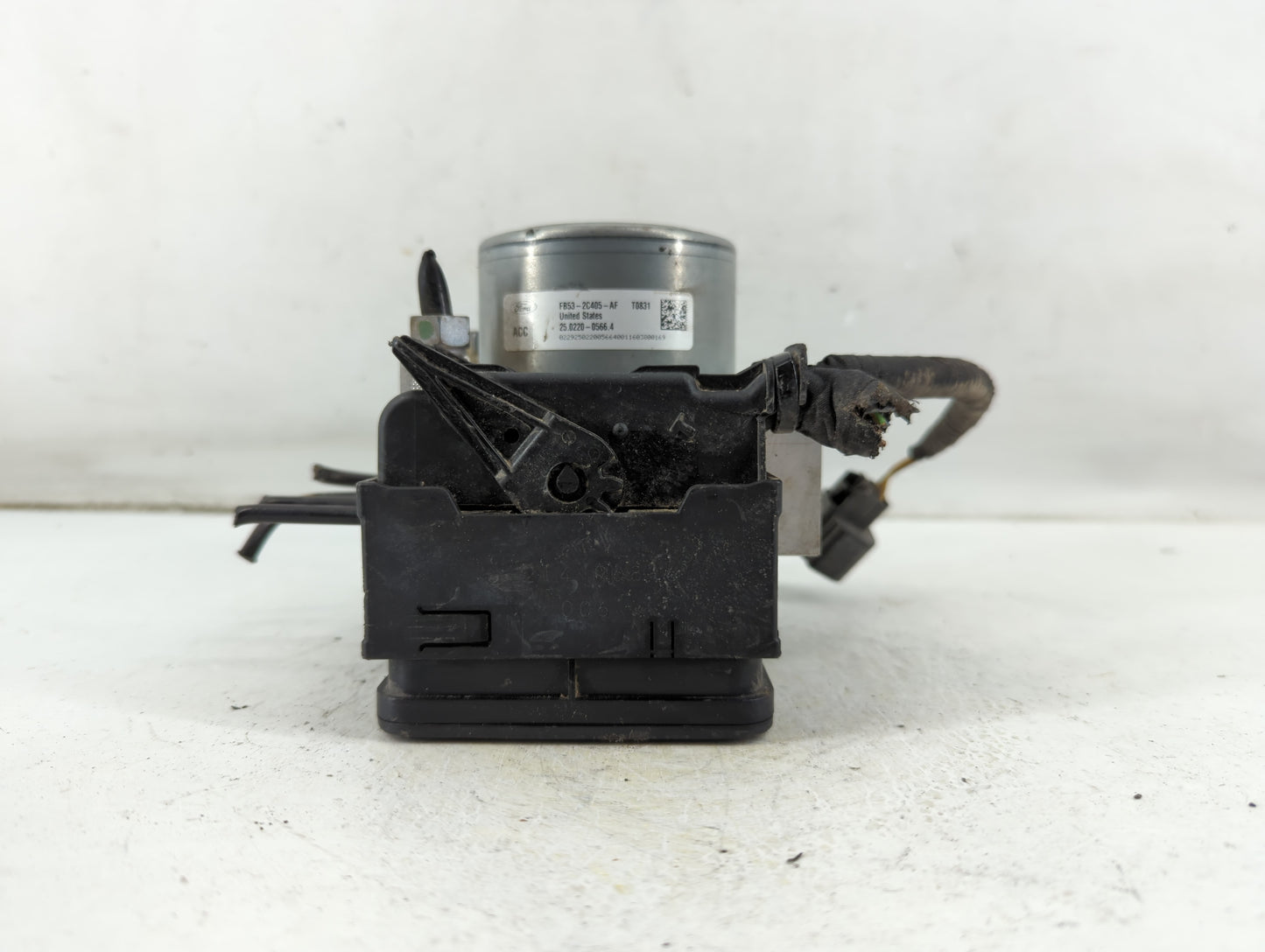 2016 Ford Explorer ABS Pump Control Module Replacement P/N:FB53-2C405-AF Fits OEM Used Auto Parts - Oemusedautoparts1.com