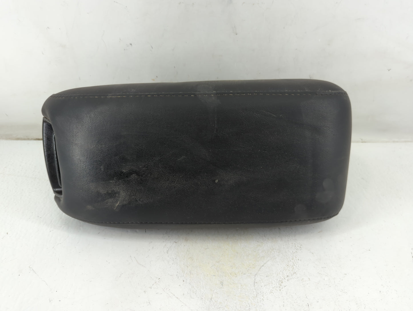 2012-2020 Dodge Journey Center Console Armrest Cover Lid P/N:202297 Fits Fits 2012 2013 2014 2015 2016 2017 2018 2019 2020 OEM Used Auto Parts - Oemusedautoparts1.com