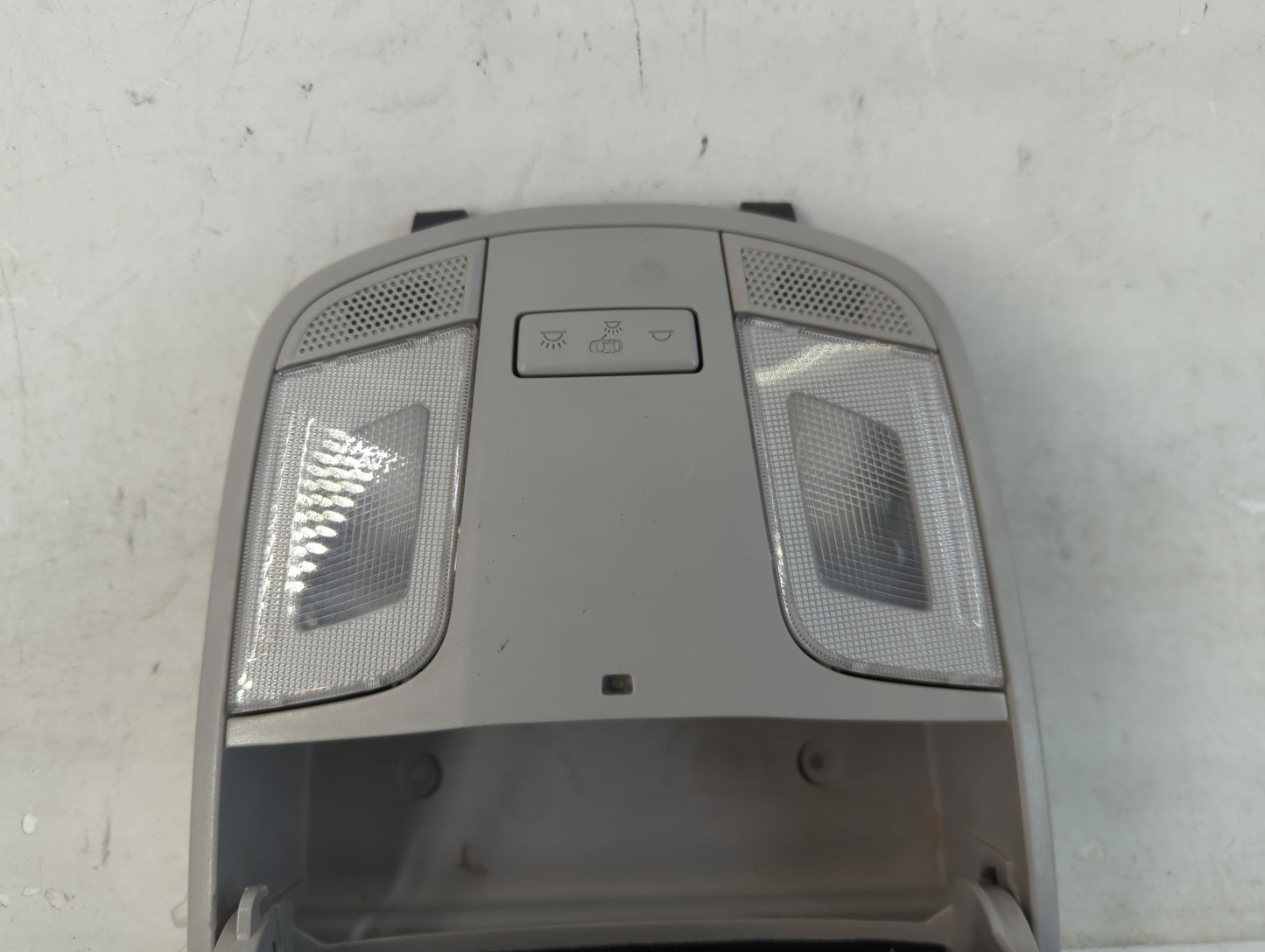 2017 Hyundai Sonata Overhead Roof Console - Oemusedautoparts1.com