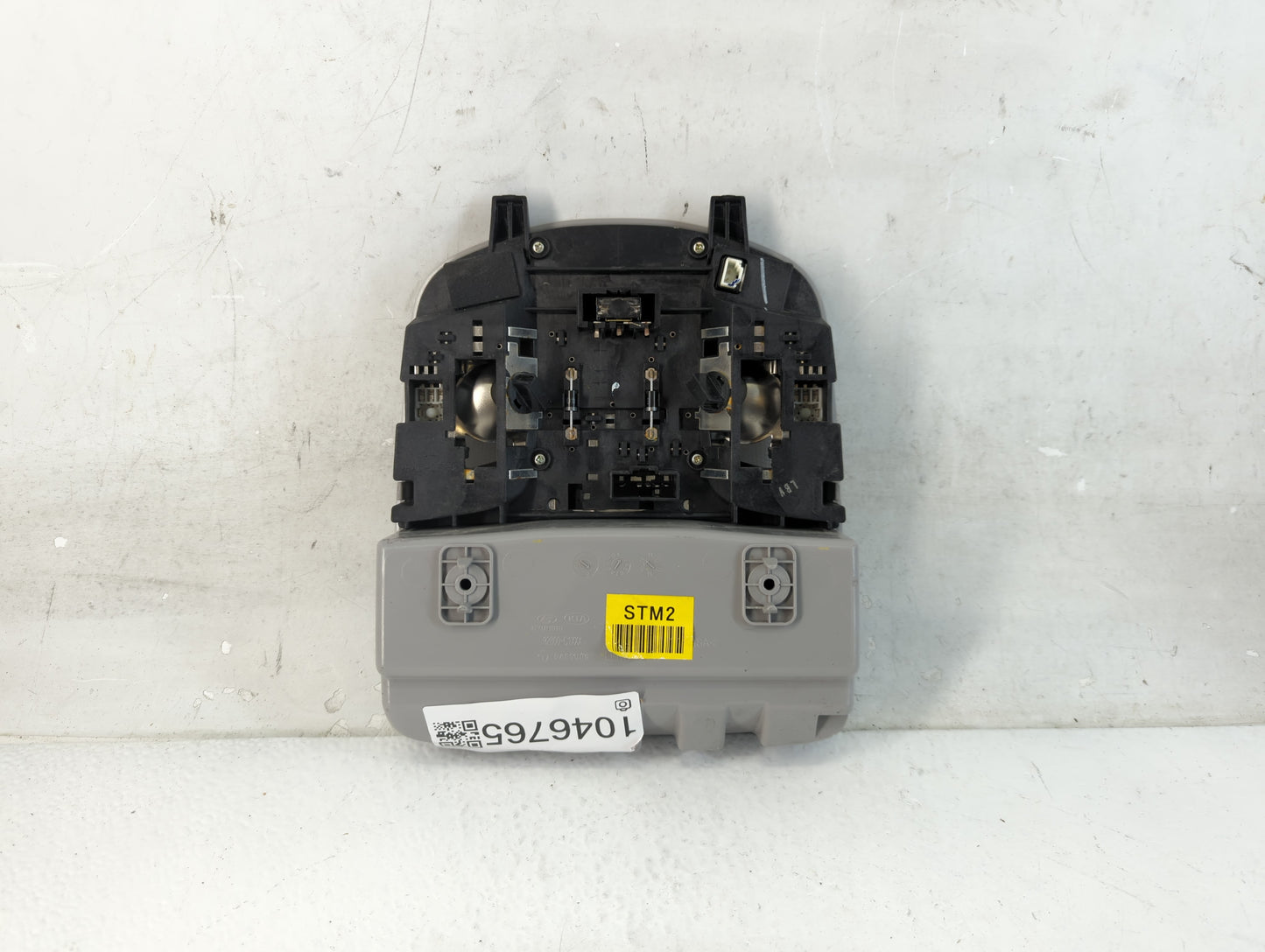 2017 Hyundai Sonata Overhead Roof Console - Oemusedautoparts1.com