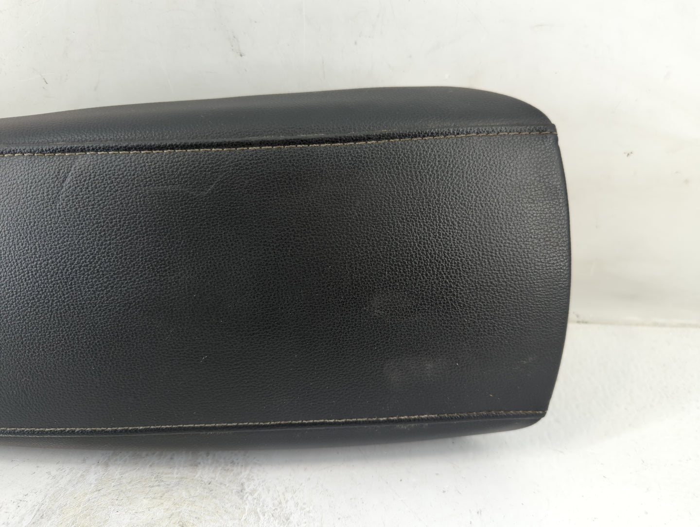 2017-2020 Ford Fusion Center Console Armrest Cover Lid Fits Fits 2017 2018 2019 2020 OEM Used Auto Parts - Oemusedautoparts1.com