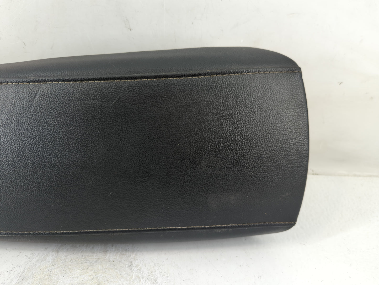 2017-2020 Ford Fusion Center Console Armrest Cover Lid Fits Fits 2017 2018 2019 2020 OEM Used Auto Parts - Oemusedautoparts1.com