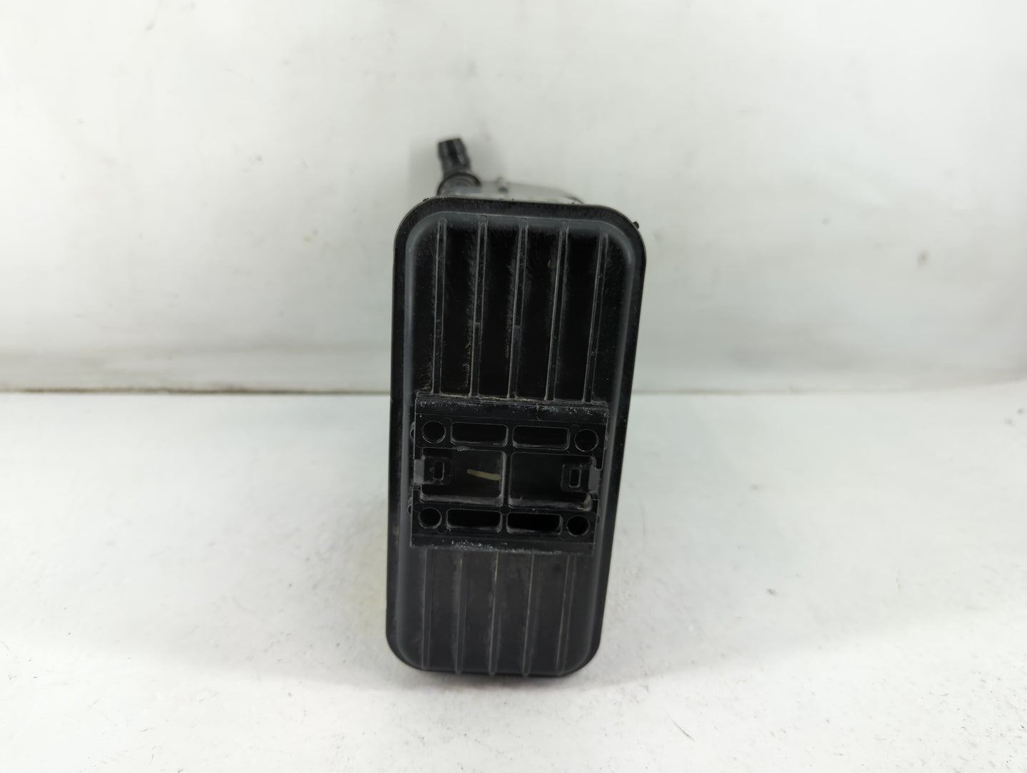2017 Toyota Avalon Fuel Vapor Charcoal Canister - Oemusedautoparts1.com