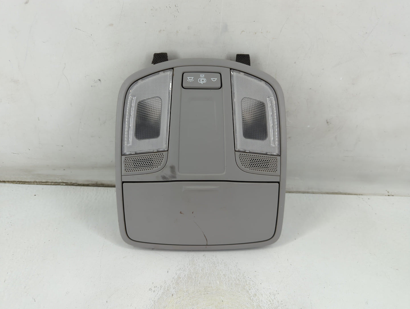 2017 Hyundai Tucson Overhead Roof Console - Oemusedautoparts1.com