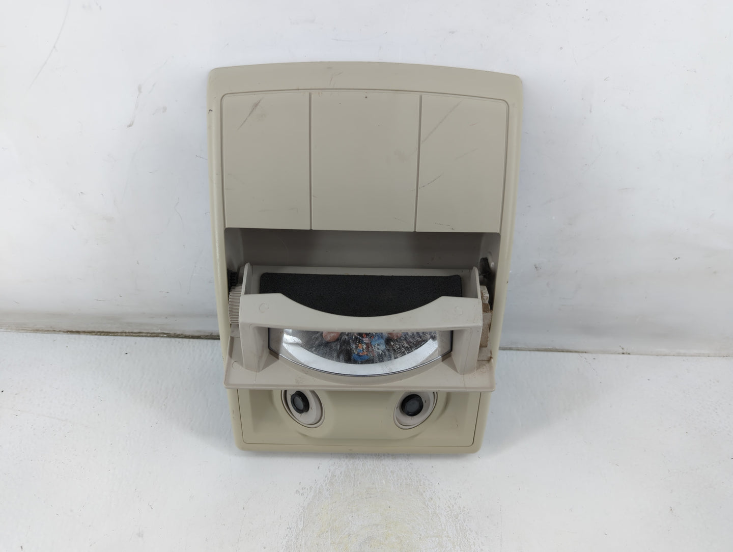 2013 Dodge Journey Overhead Roof Console - Oemusedautoparts1.com