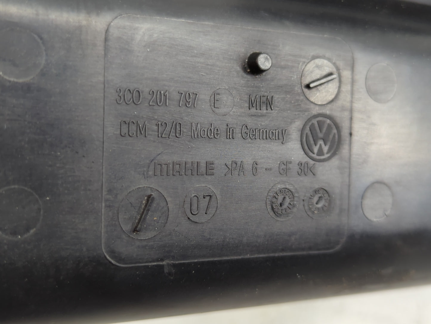 2011 Volkswagen Cc Fuel Vapor Charcoal Canister - Oemusedautoparts1.com