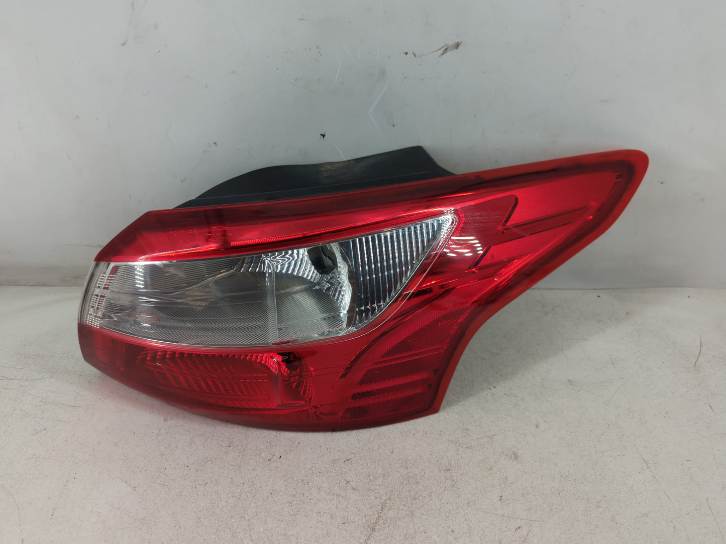 2011 Ford Focus Tail Light Assembly Driver Left OEM Fits OEM Used Auto Parts - Oemusedautoparts1.com