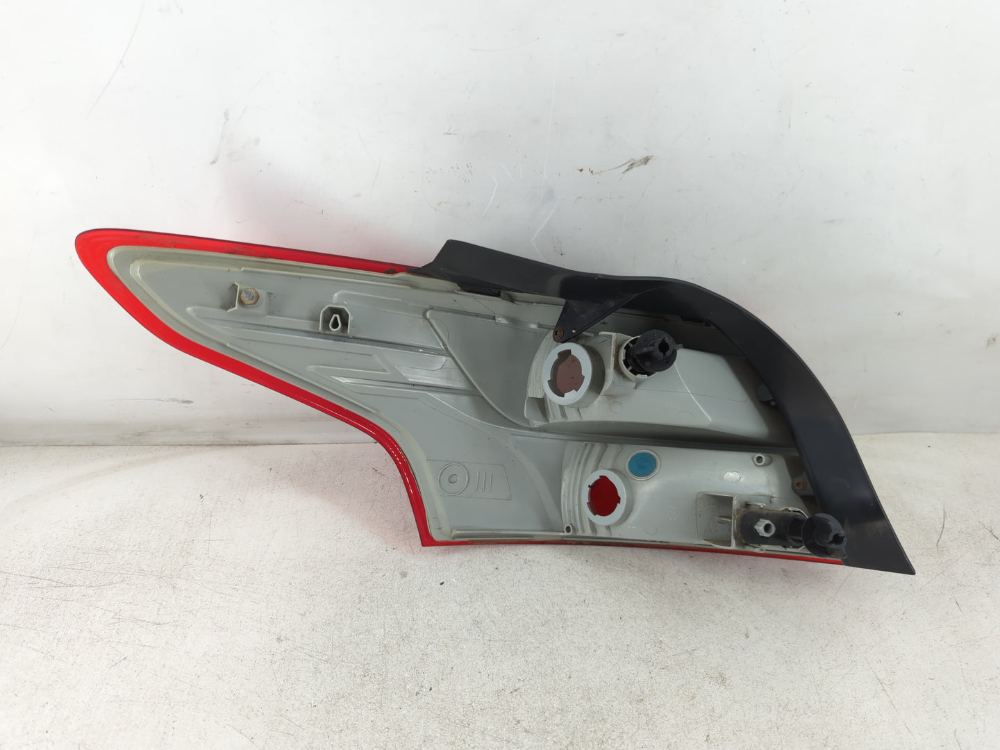 2011 Ford Focus Tail Light Assembly Driver Left OEM Fits OEM Used Auto Parts - Oemusedautoparts1.com