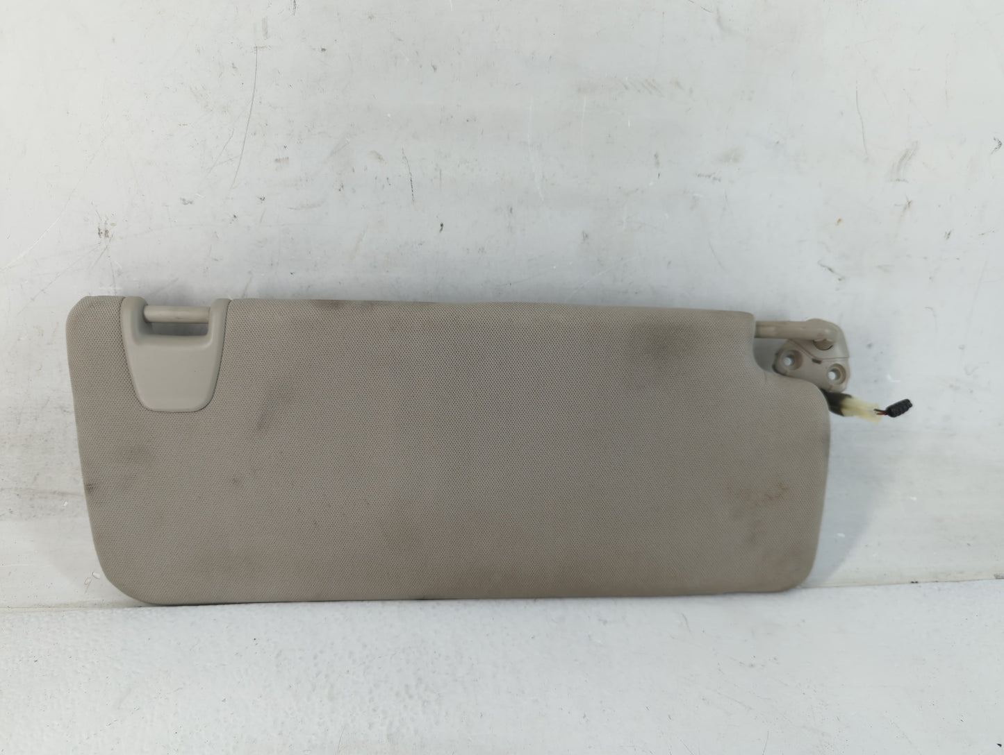 2021 Nissan Titan Sun Visor Shade Replacement Driver Left Mirror Fits OEM Used Auto Parts - Oemusedautoparts1.com
