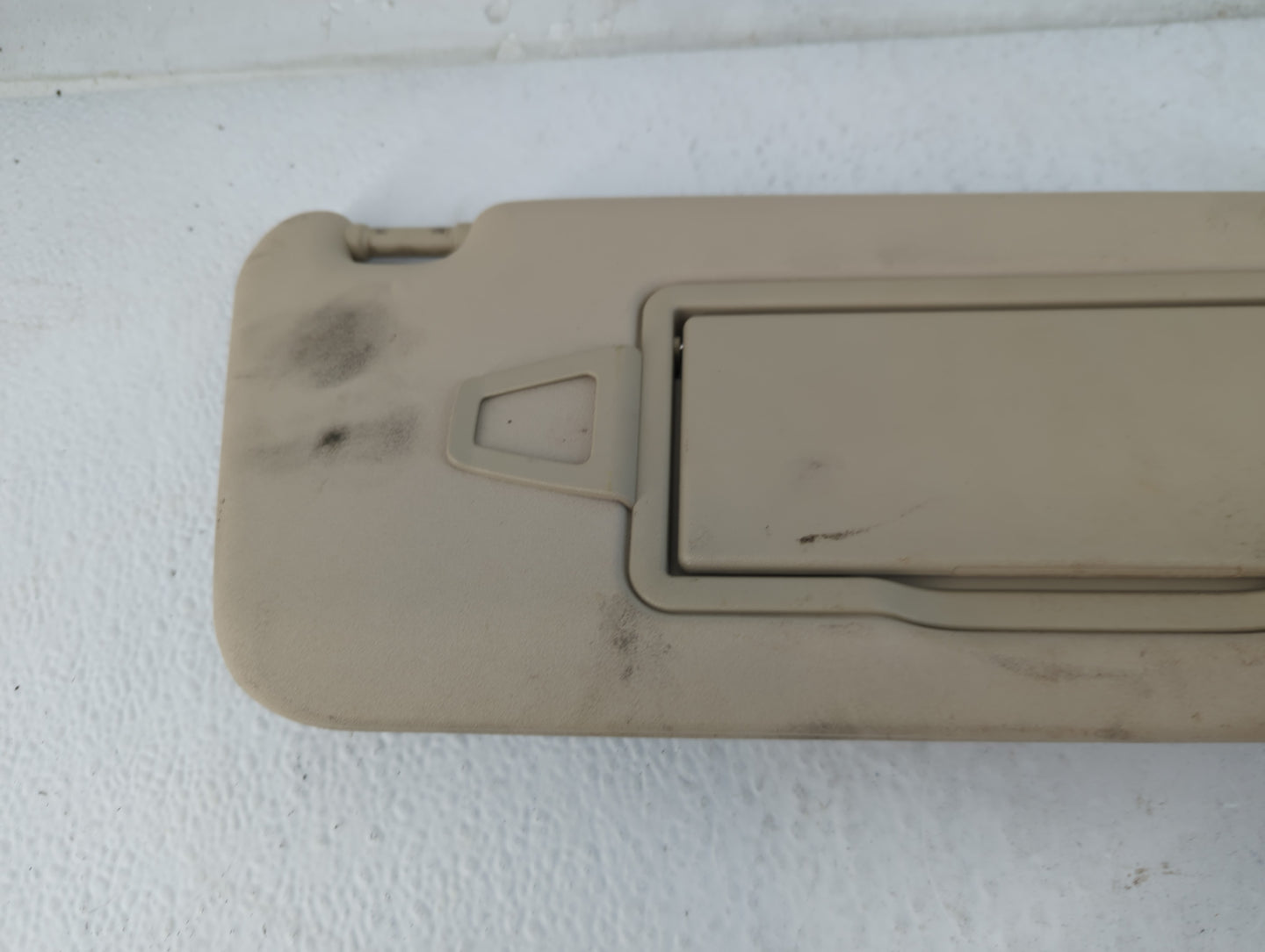 2010 Mercedes-Benz C300 Sun Visor Shade Replacement Passenger Right Mirror Fits OEM Used Auto Parts - Oemusedautoparts1.com