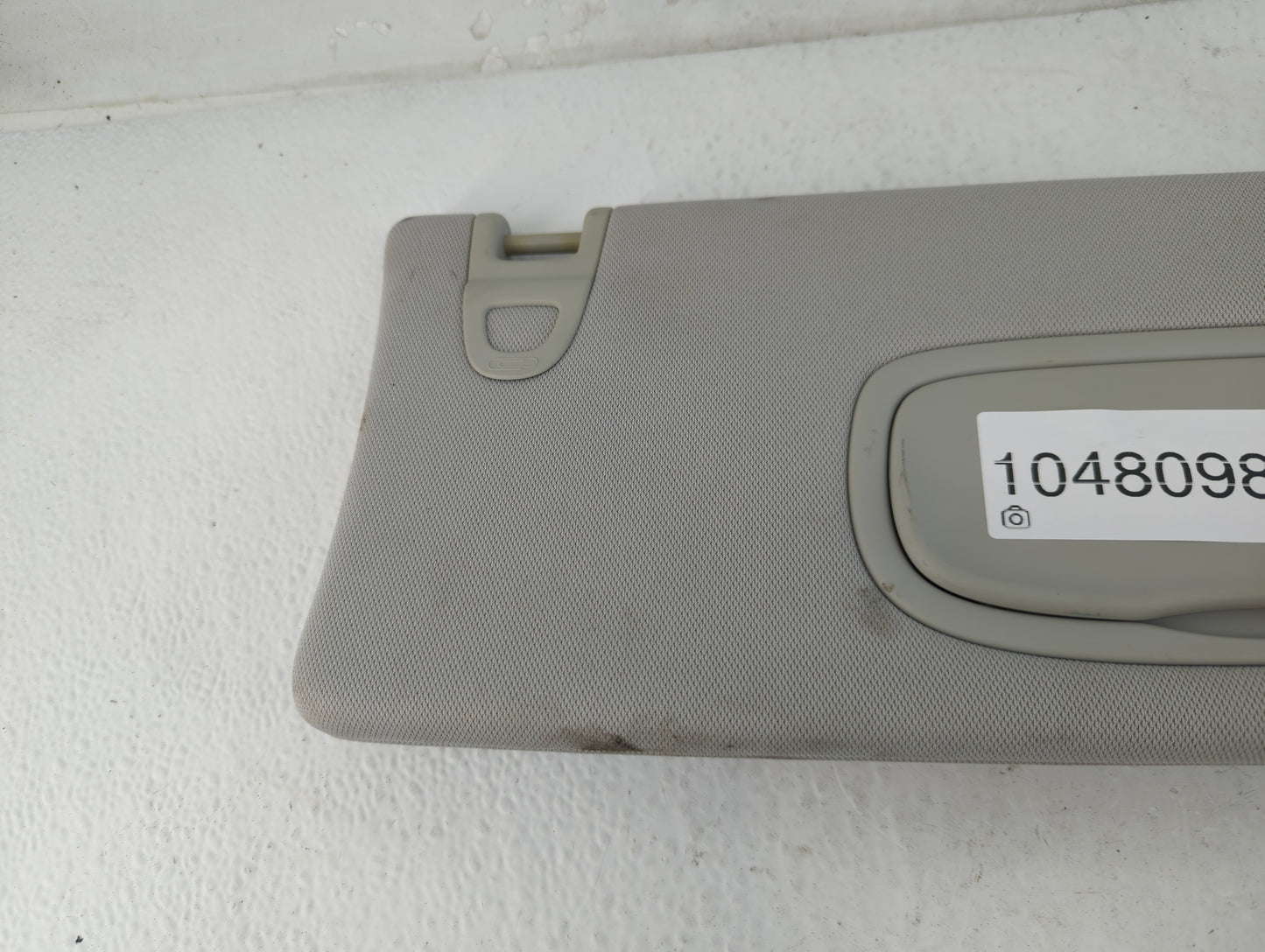 2017 Jeep Compass Sun Visor Shade Replacement Passenger Right Mirror Fits OEM Used Auto Parts - Oemusedautoparts1.com