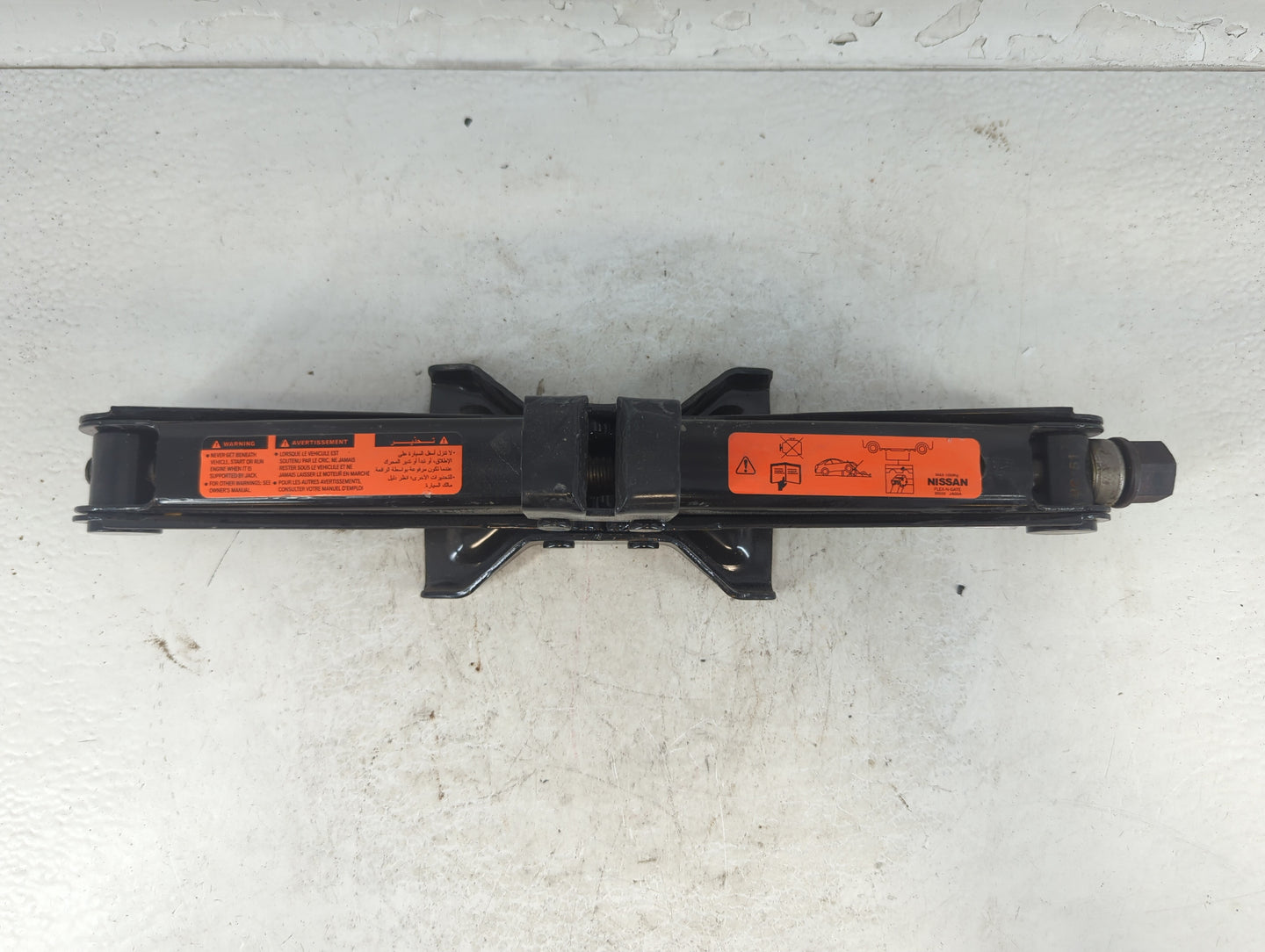 2009 Nissan Altima Spare Scissor Car Jack - Oemusedautoparts1.com