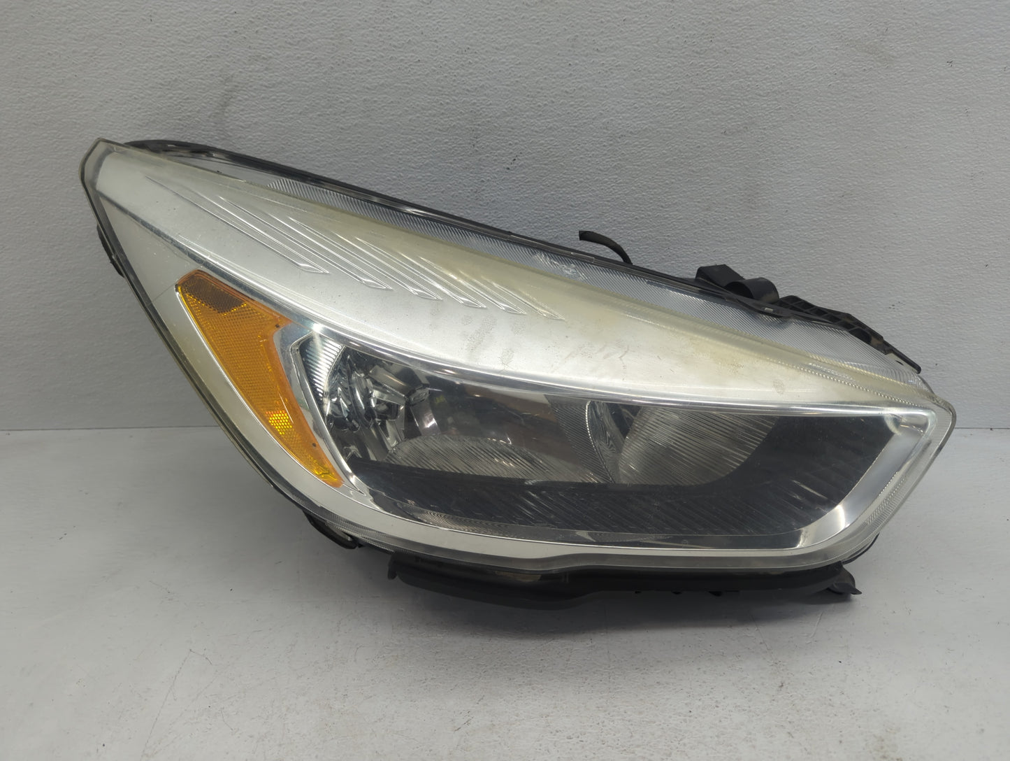 2017-2019 Ford Escape Passenger Right Oem Head Light Headlight Lamp
