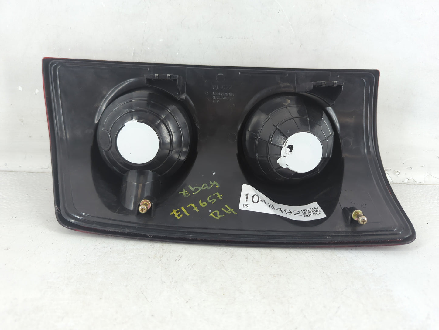 2001 Jaguar S-Type Tail Light Assembly Passenger Right OEM P/N:PL-022 Fits OEM Used Auto Parts - Oemusedautoparts1.com