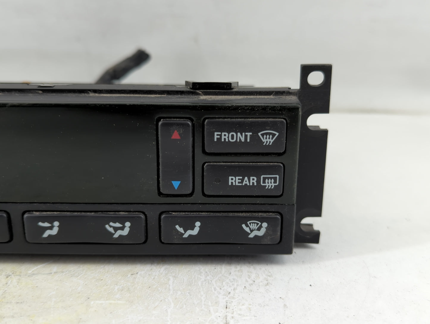 2000 Lincoln Continental Climate Control Module Temperature AC/Heater Replacement P/N:XF3H-19C933-AE Fits OEM Used Auto Parts