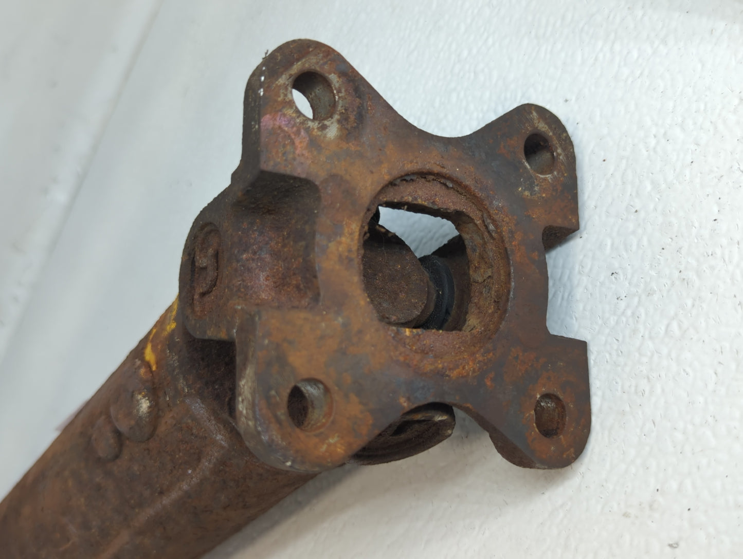 Ford Explorer Rear Driveshaft Oem - Oemusedautoparts1.com