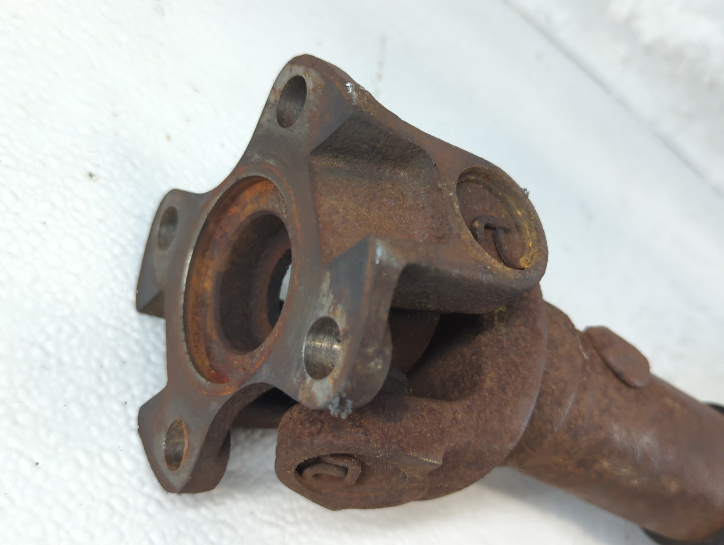 Ford Explorer Rear Driveshaft Oem - Oemusedautoparts1.com