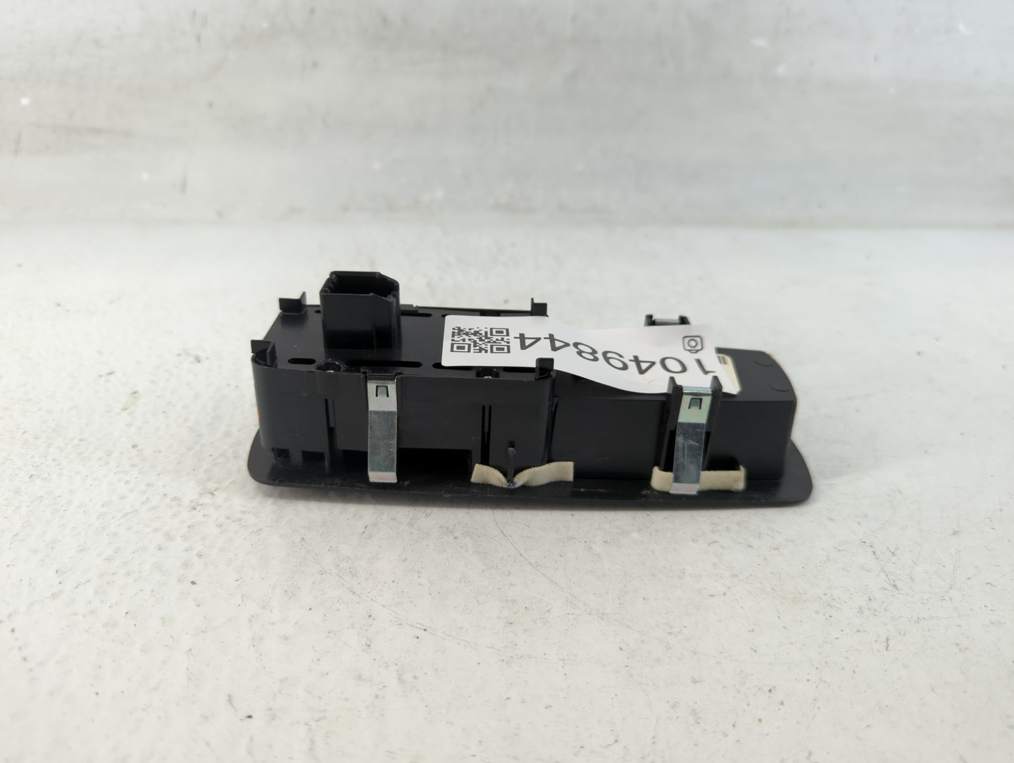 2015 Dodge Ram 1500 Master Power Window Switch Replacement Driver Side Left P/N:68212782AA Fits OEM Used Auto Parts - Oemusedautoparts1.com