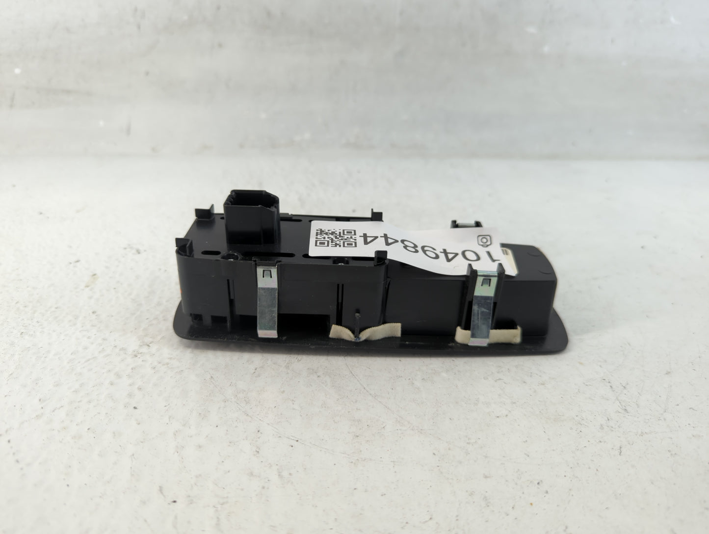 2015 Dodge Ram 1500 Master Power Window Switch Replacement Driver Side Left P/N:68212782AA Fits OEM Used Auto Parts - Oemusedautoparts1.com