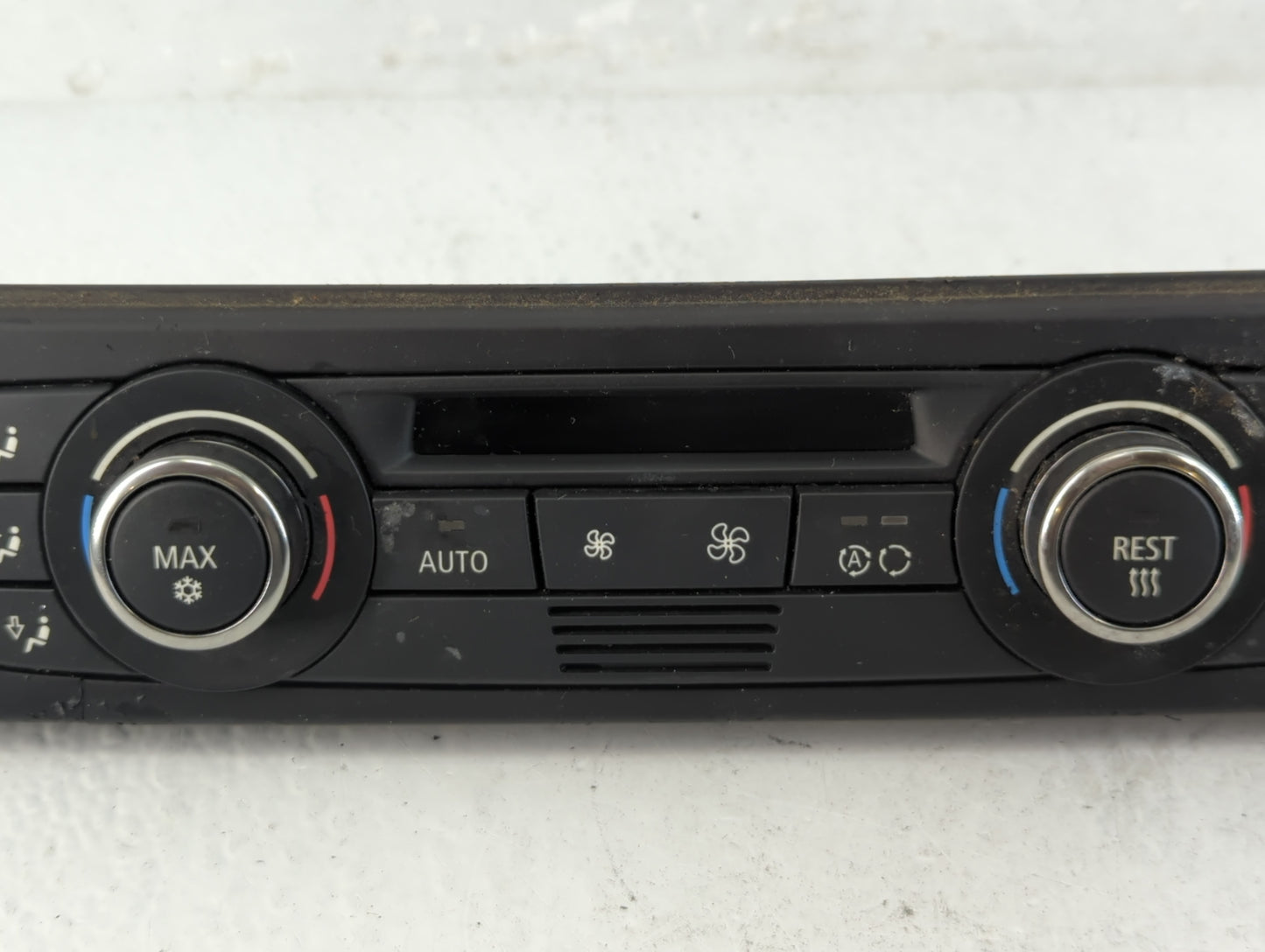 2007-2010 Bmw 335i Climate Control Module Temperature AC/Heater Replacement P/N:6411 9162984-01 Fits Fits 2007 2008 2009 2010 OEM Used Auto Parts - Oemusedautoparts1.com