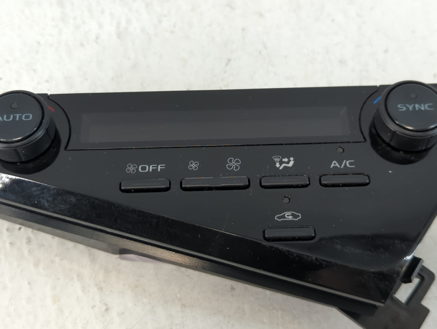 2021-2022 Toyota Camry Climate Control Module Temperature AC/Heater Replacement P/N:55900-06740 Fits Fits 2021 2022 OEM Used Auto Parts