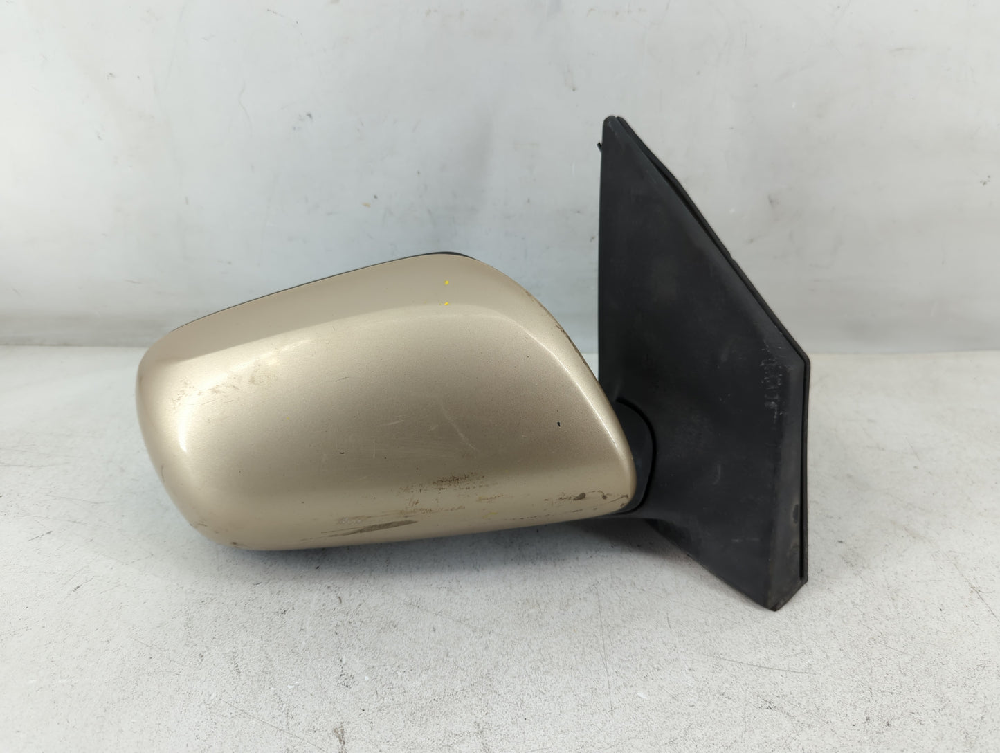 2004-2005 Toyota Rav4 Side Mirror Replacement Passenger Right View Door Mirror Fits Fits 2004 2005 OEM Used Auto Parts - Oemusedautoparts1.com
