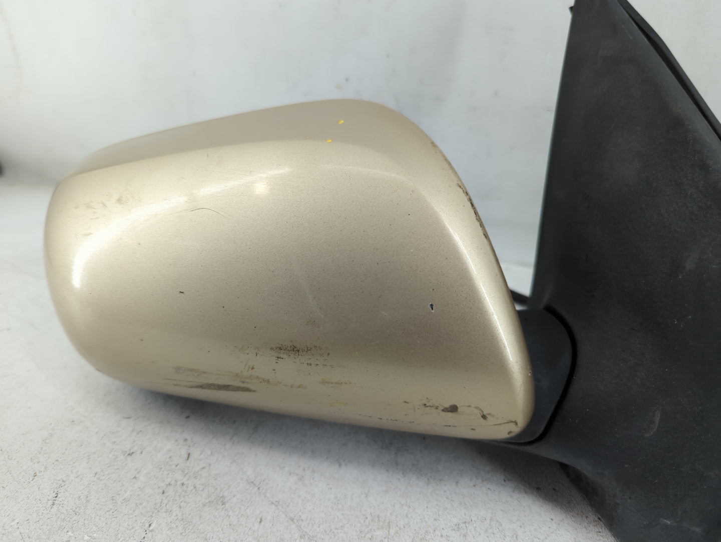2004-2005 Toyota Rav4 Side Mirror Replacement Passenger Right View Door Mirror Fits Fits 2004 2005 OEM Used Auto Parts - Oemusedautoparts1.com