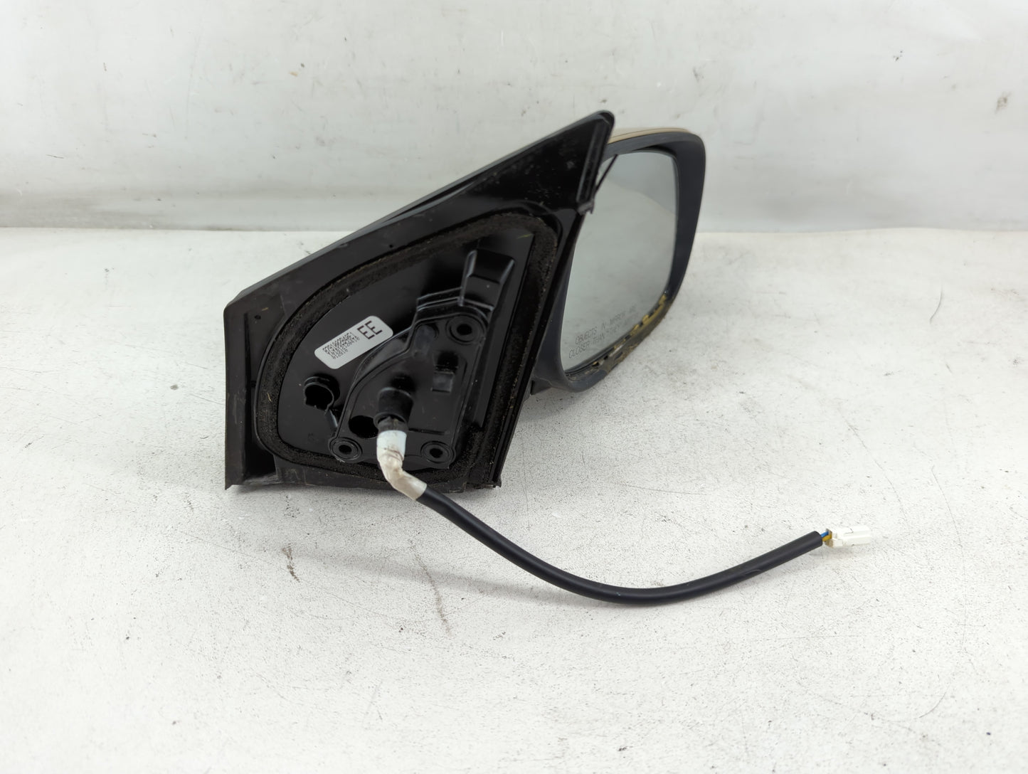2004-2005 Toyota Rav4 Side Mirror Replacement Passenger Right View Door Mirror Fits Fits 2004 2005 OEM Used Auto Parts - Oemusedautoparts1.com