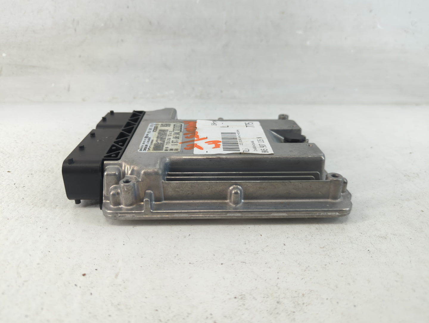 2013-2016 Audi A4 PCM Engine Control Computer ECU ECM PCU OEM P/N:0 261 S09 830 8K5 907 115 N Fits Fits 2013 2014 2015 2016 OEM Used Auto Parts - Oemusedautoparts1.com