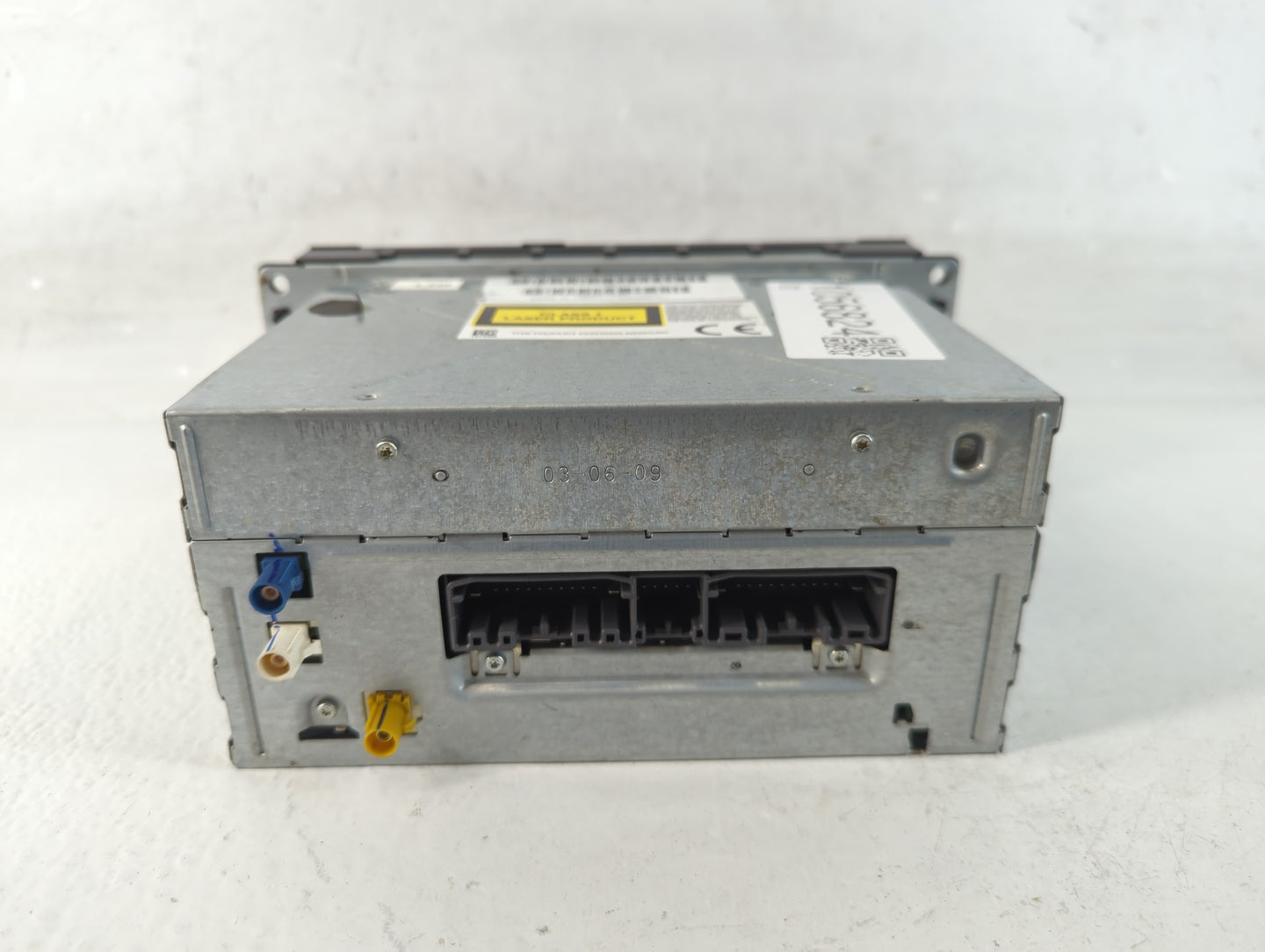 2008-2010 Chrysler 300 Radio AM FM Cd Player Receiver Replacement P/N:P05064737AD Fits Fits 2008 2009 2010 OEM Used Auto Parts - Oemusedautoparts1.com
