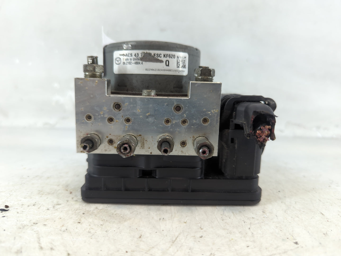 2018 Audi A3 ABS Pump Control Module Replacement P/N:BACS 43 7 KF620 Fits OEM Used Auto Parts - Oemusedautoparts1.com