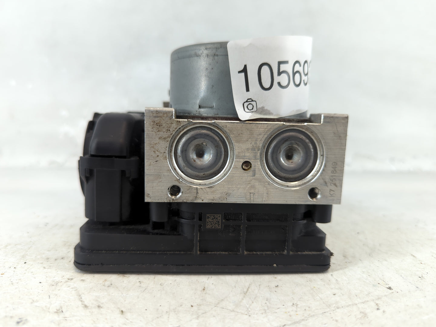 2018 Audi A3 ABS Pump Control Module Replacement P/N:BACS 43 7 KF620 Fits OEM Used Auto Parts - Oemusedautoparts1.com