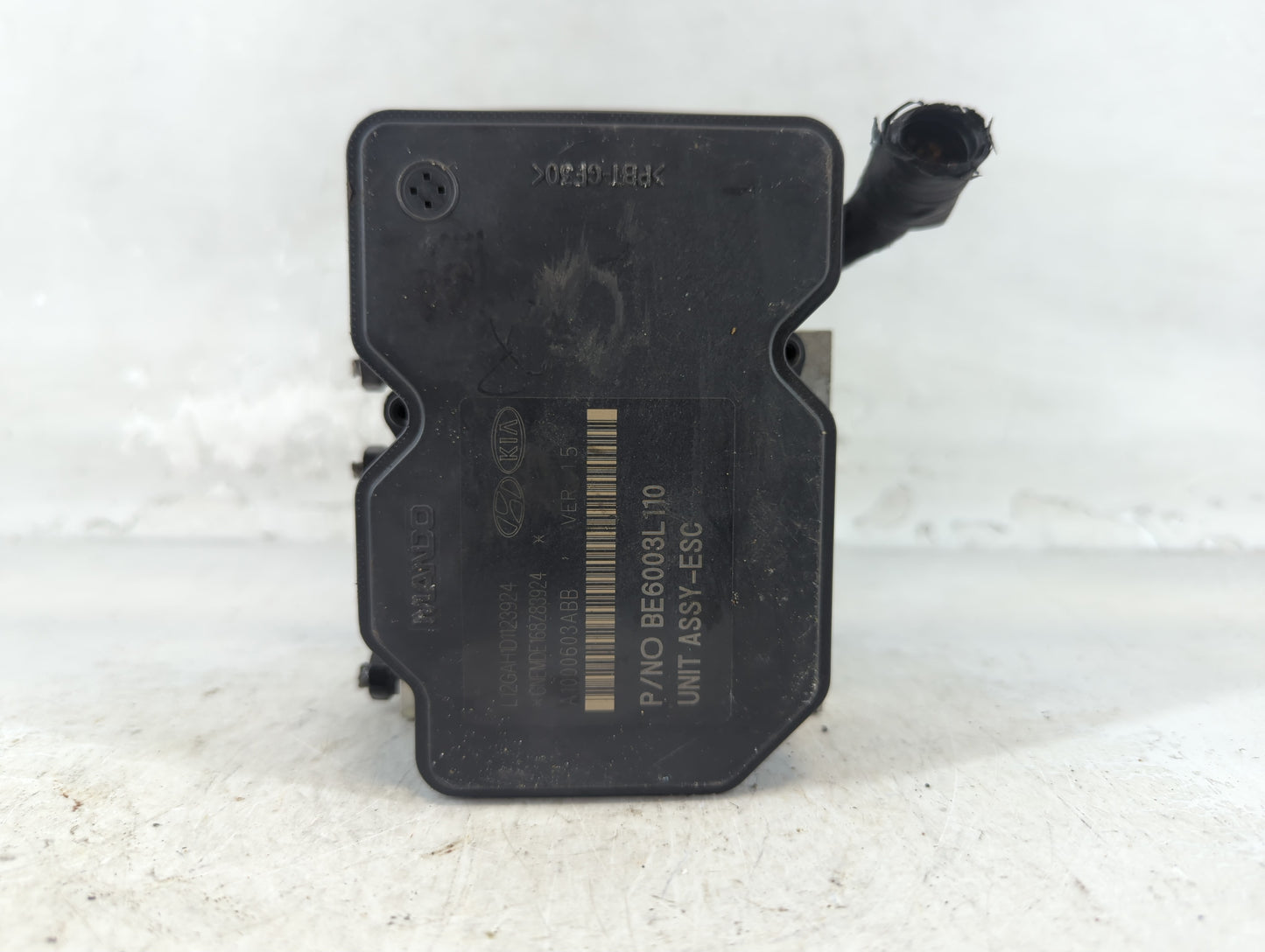 2013-2015 Hyundai Genesis ABS Pump Control Module Replacement P/N:58920-2M840 Fits Fits 2013 2014 2015 OEM Used Auto Parts