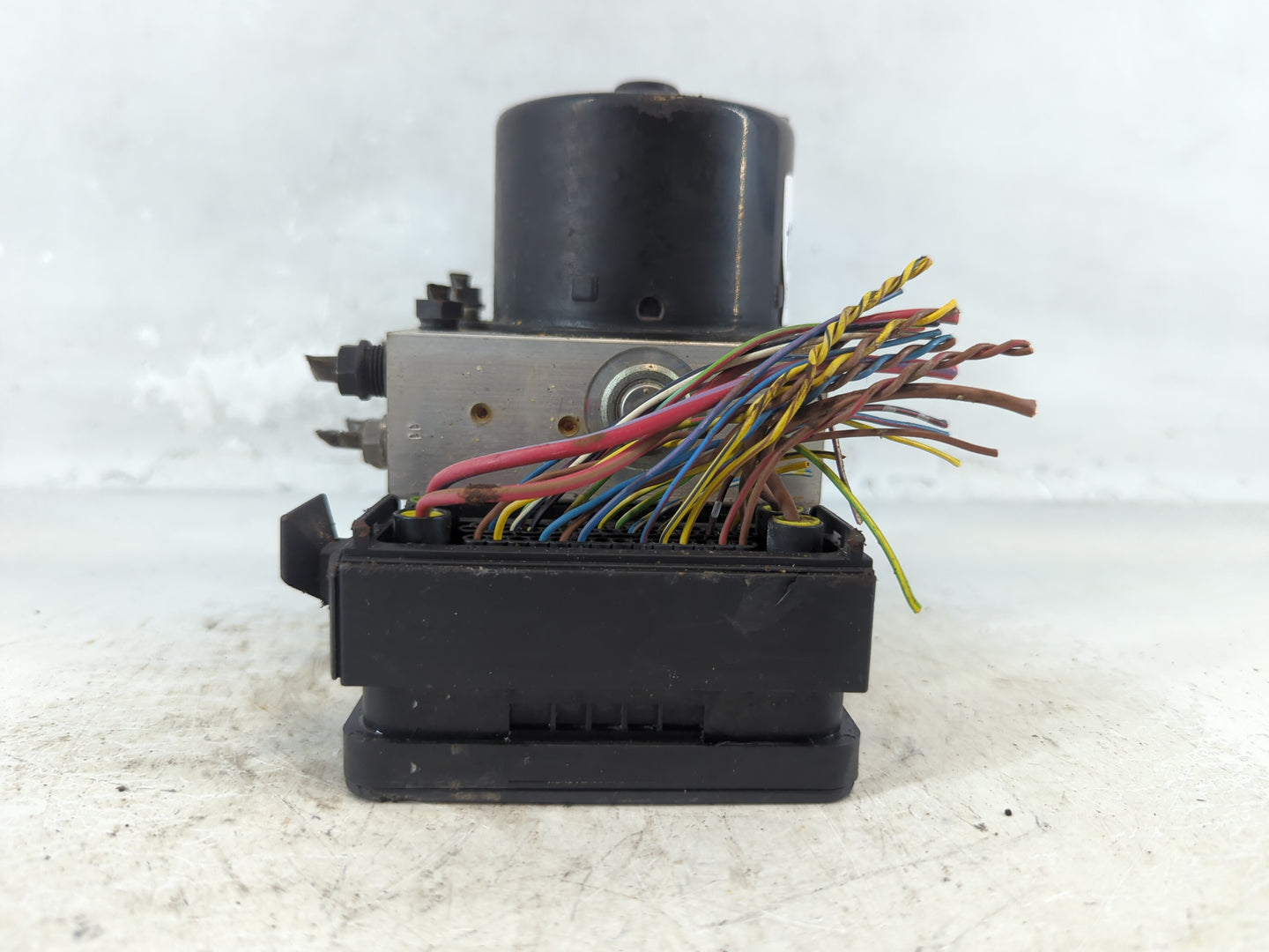 2008 Mini Cooper ABS Pump Control Module Replacement P/N:6 765 288 Fits OEM Used Auto Parts - Oemusedautoparts1.com
