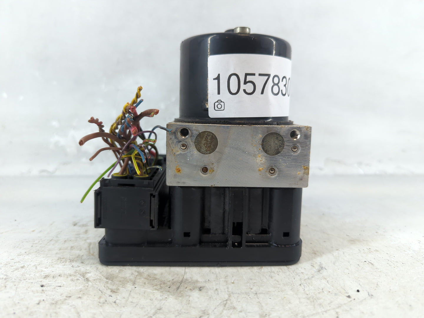 2008 Mini Cooper ABS Pump Control Module Replacement P/N:6 765 288 Fits OEM Used Auto Parts - Oemusedautoparts1.com