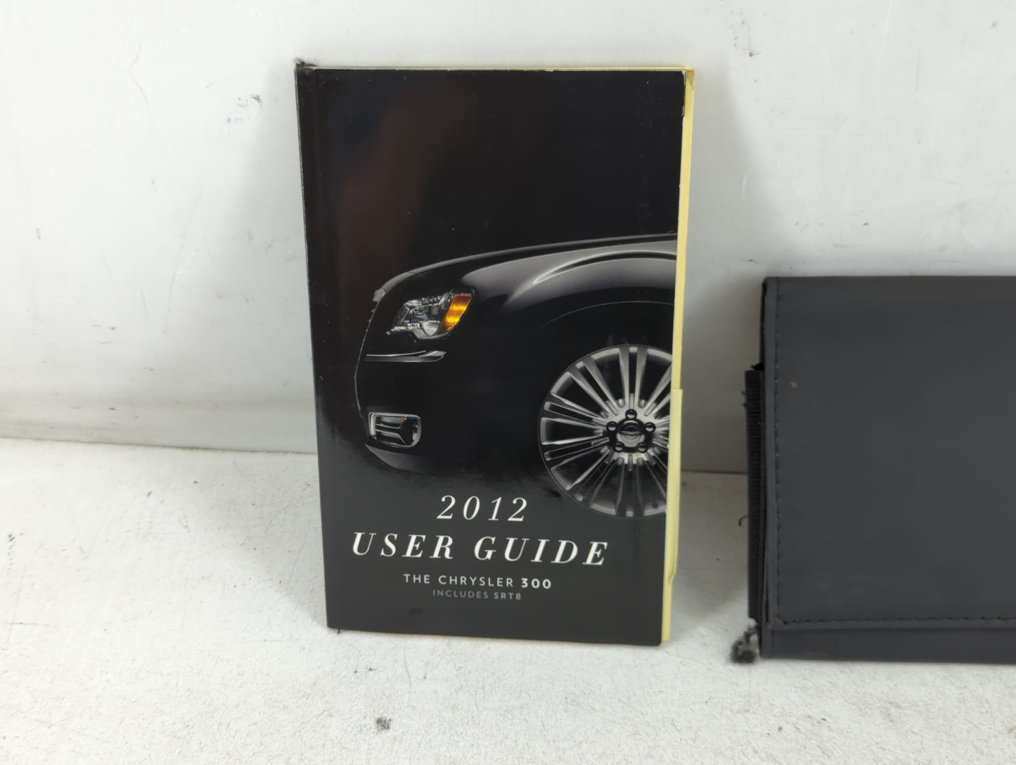 2012 Chrysler 300 Owners Manual Book Guide P/N:12C481-926-AA OEM Used Auto Parts