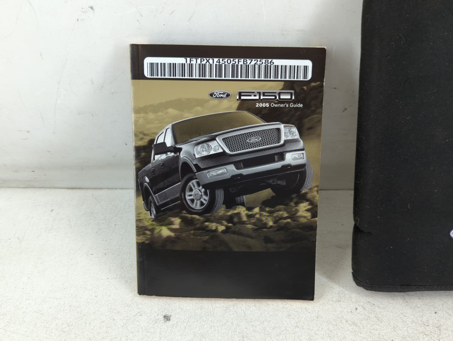 2005 Ford F-150 Owners Manual Book Guide P/N:5L3J-19A321-HB OEM Used Auto Parts