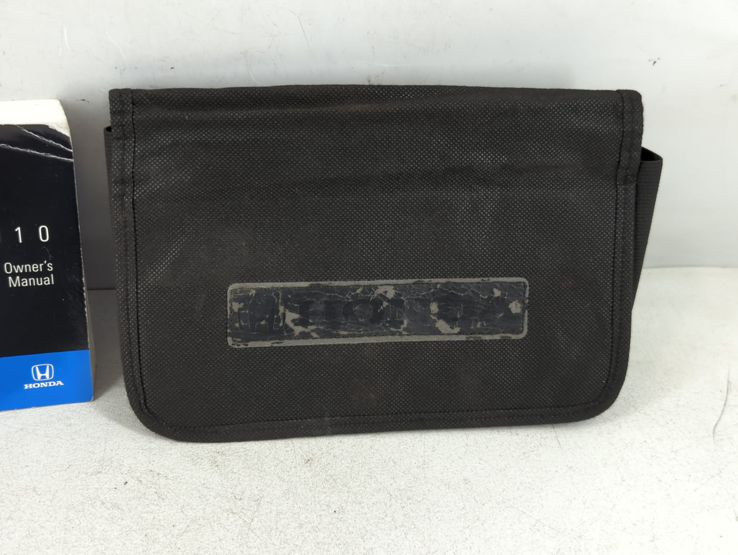 2010 Honda Civic Owners Manual Book Guide P/N:31SNA640 00X31-SNA-6400 OEM Used Auto Parts