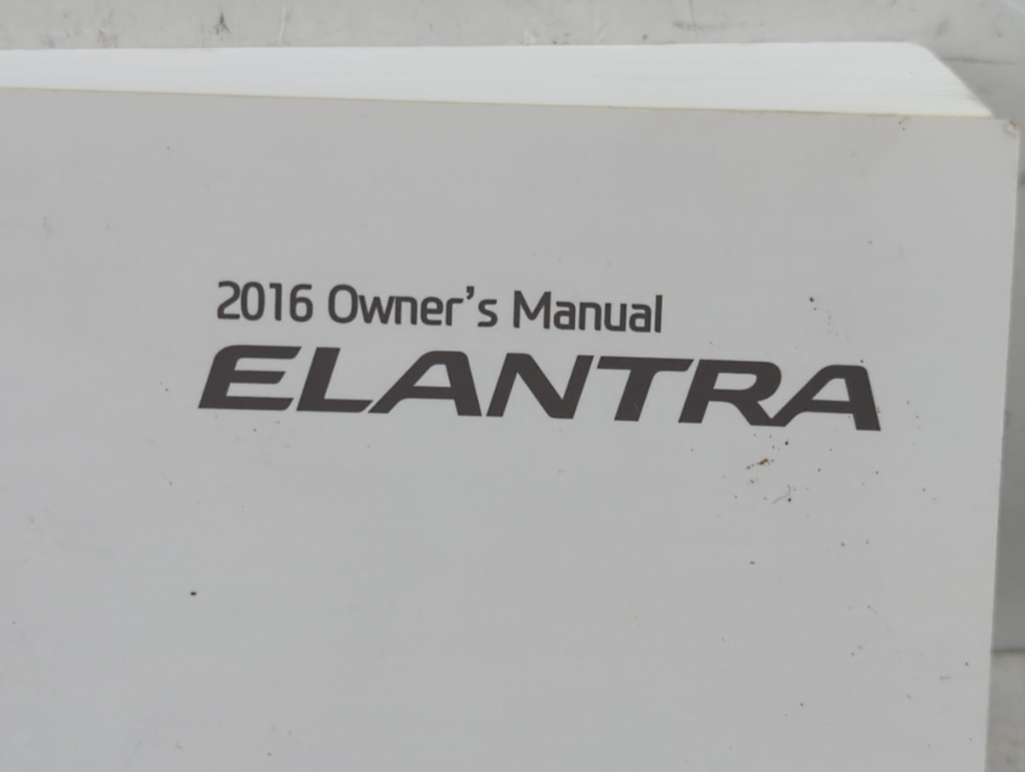 2016 Hyundai Elantra Owners Manual Book Guide P/N:G3Y0-EU52A OEM Used Auto Parts