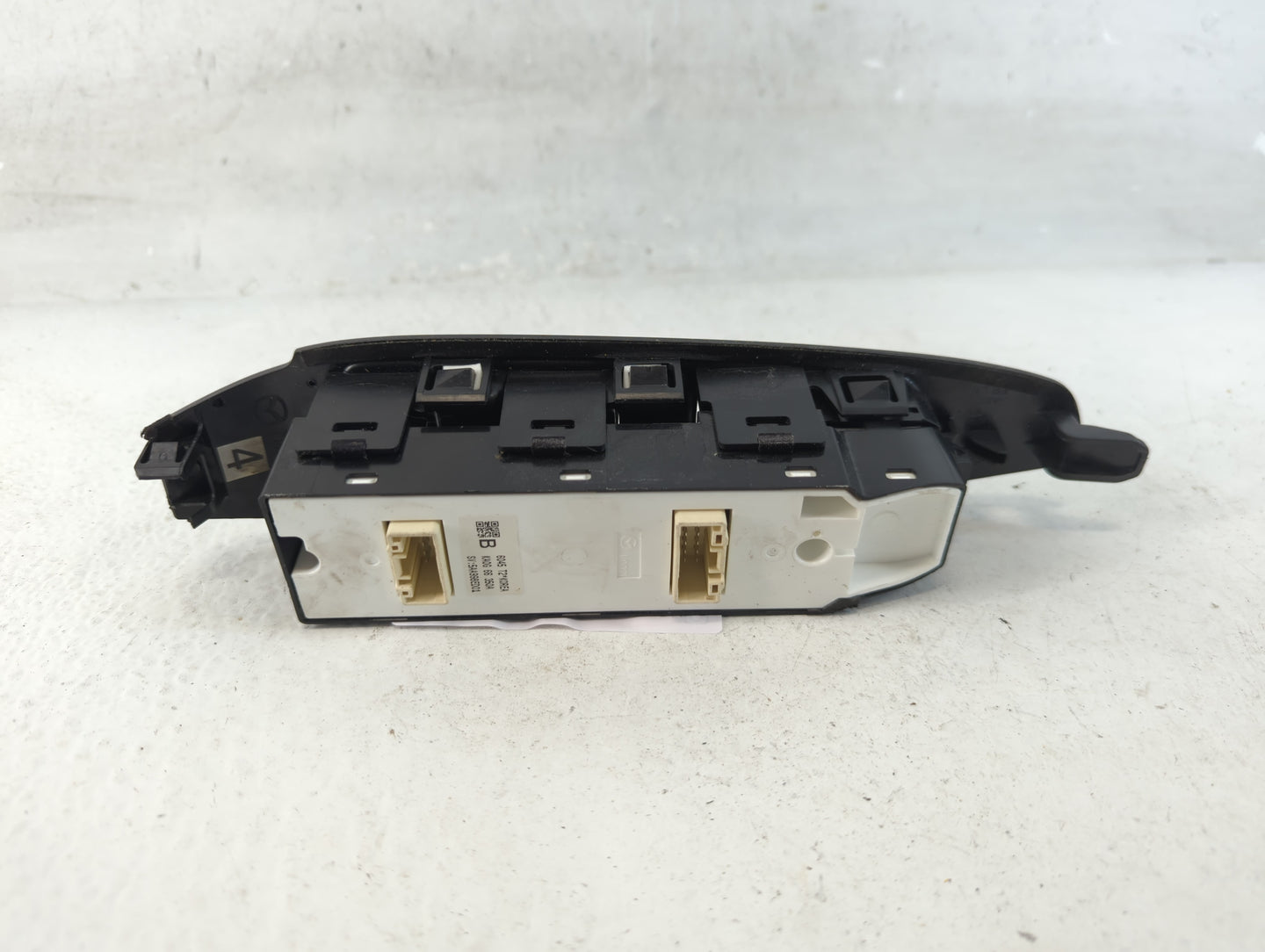 2016 Mazda Cx-5 Master Power Window Switch Replacement Driver Side Left P/N:KA0G 66 350A Fits OEM Used Auto Parts - Oemusedautoparts1.com