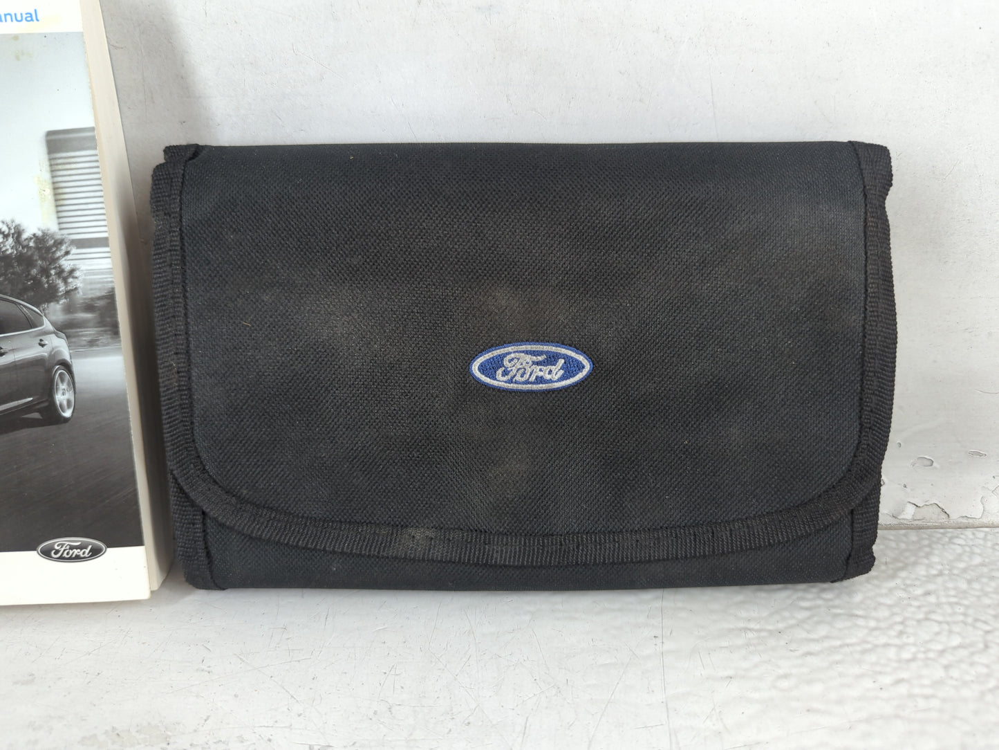 2014 Ford Focus Owners Manual Book Guide P/N:EM5J 19A321 AA OEM Used Auto Parts