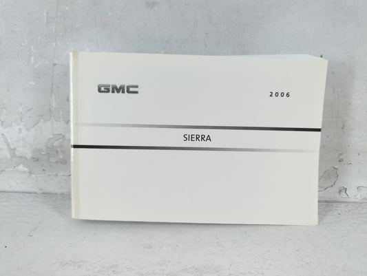 2006 Gmc Sierra Owners Manual Book Guide P/N:06SIERRA B OEM Used Auto Parts