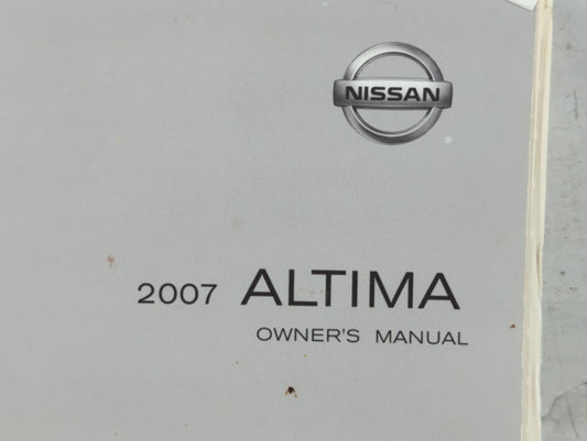 2007 Nissan Altima Owners Manual Book Guide P/N:OM7E-0L32U0 OEM Used Auto Parts