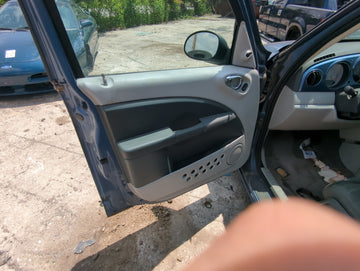 2007 Chrysler Pt Cruiser Front Left Driver Interior Door Panel Trim - Oemusedautoparts1.com