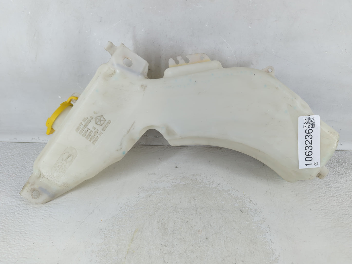 2013 Dodge Journey Windshield Washer Fluid Reservoir Bottle Oem - Oemusedautoparts1.com