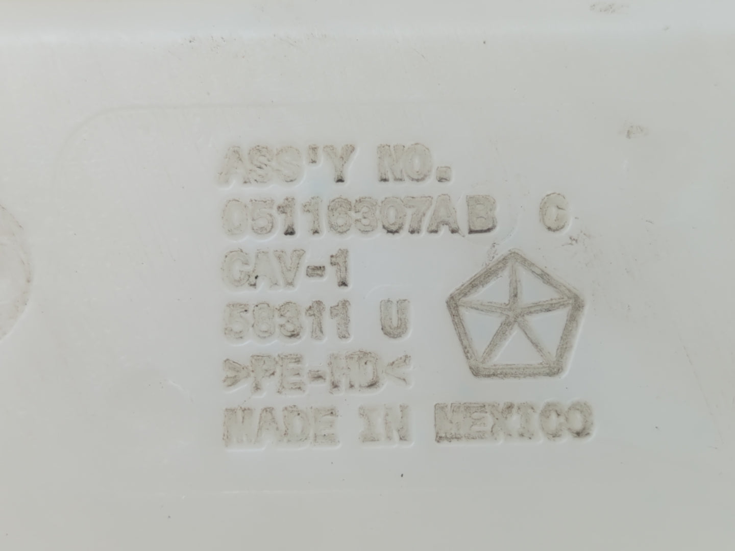 2013 Dodge Journey Windshield Washer Fluid Reservoir Bottle Oem - Oemusedautoparts1.com