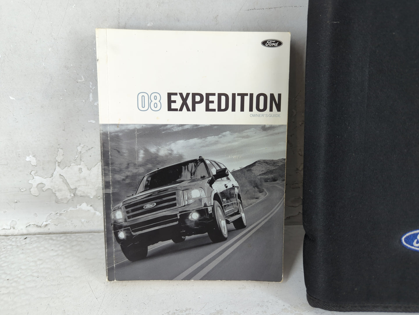 2008 Ford Expedition Owners Manual Book Guide P/N:8L1J 19A321 AA OEM Used Auto Parts - Oemusedautoparts1.com