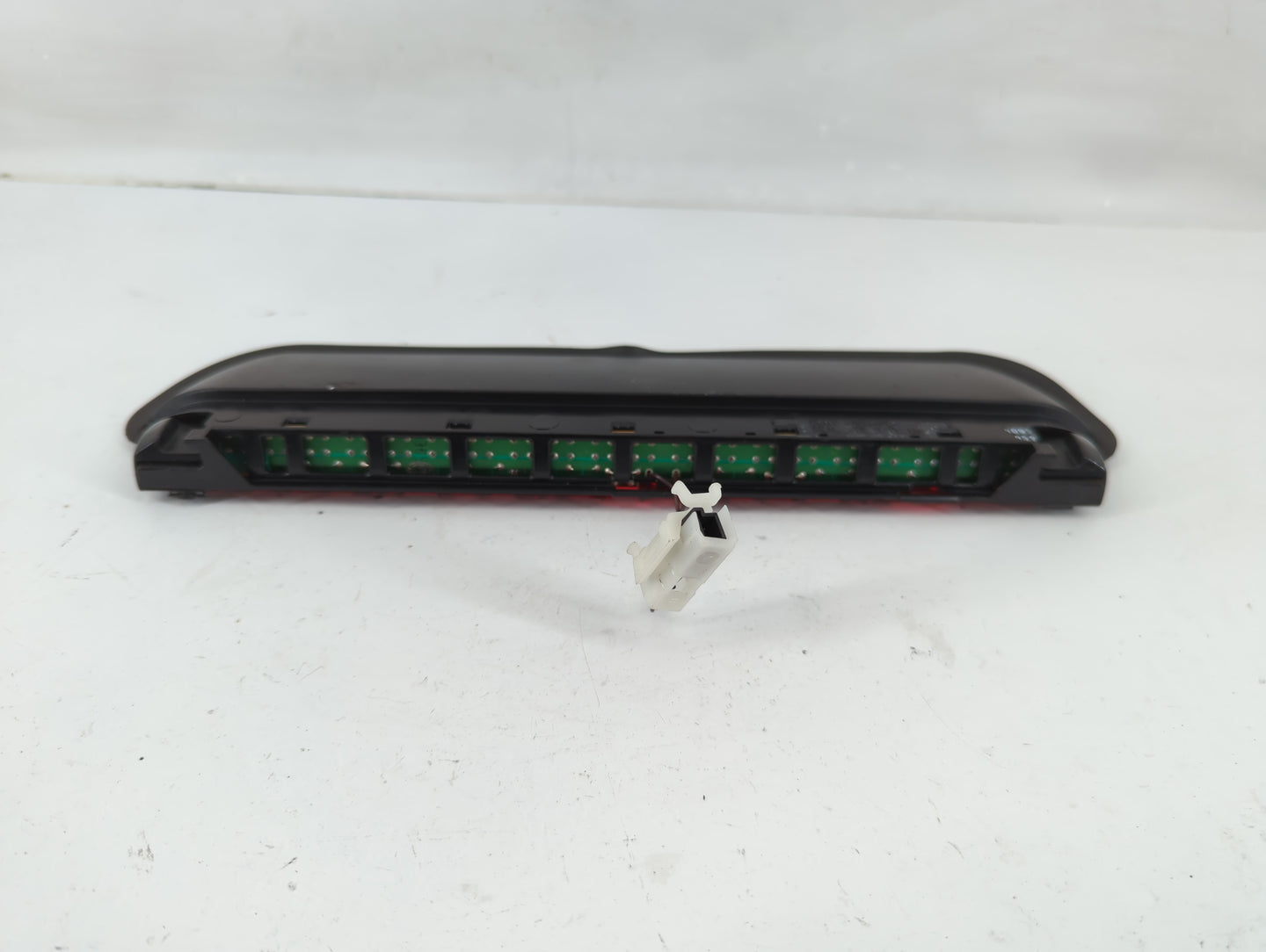 2009 Bmw 328i Third Brake Light Tail Light Fits OEM Used Auto Parts - Oemusedautoparts1.com