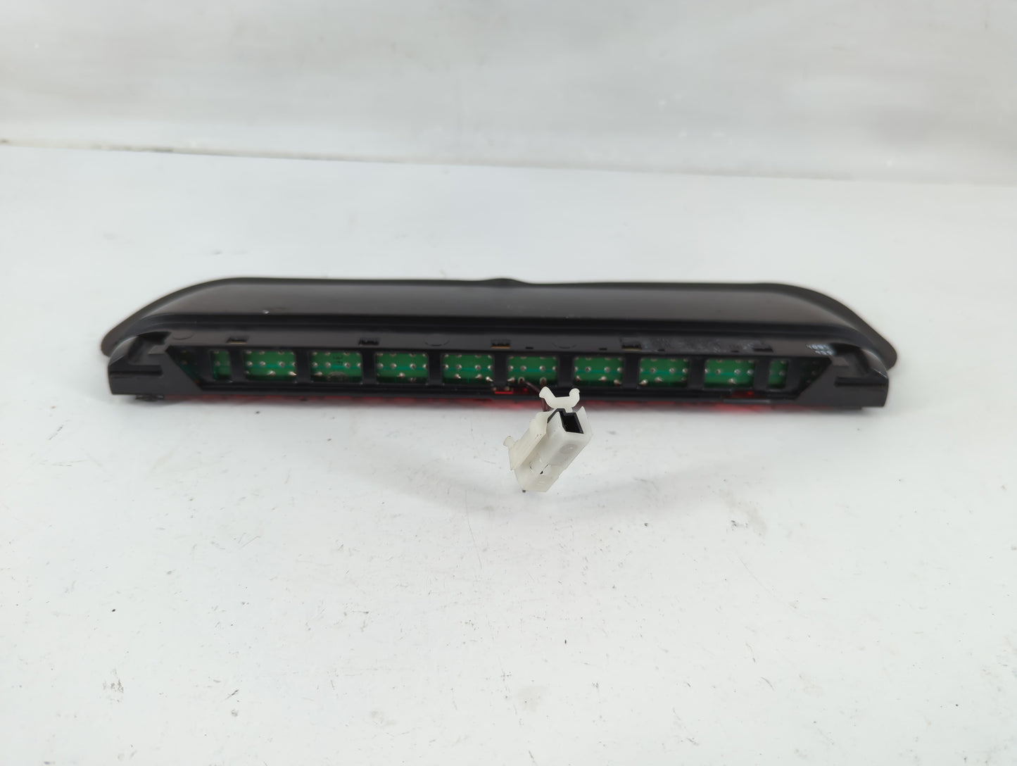 2009 Bmw 328i Third Brake Light Tail Light Fits OEM Used Auto Parts - Oemusedautoparts1.com